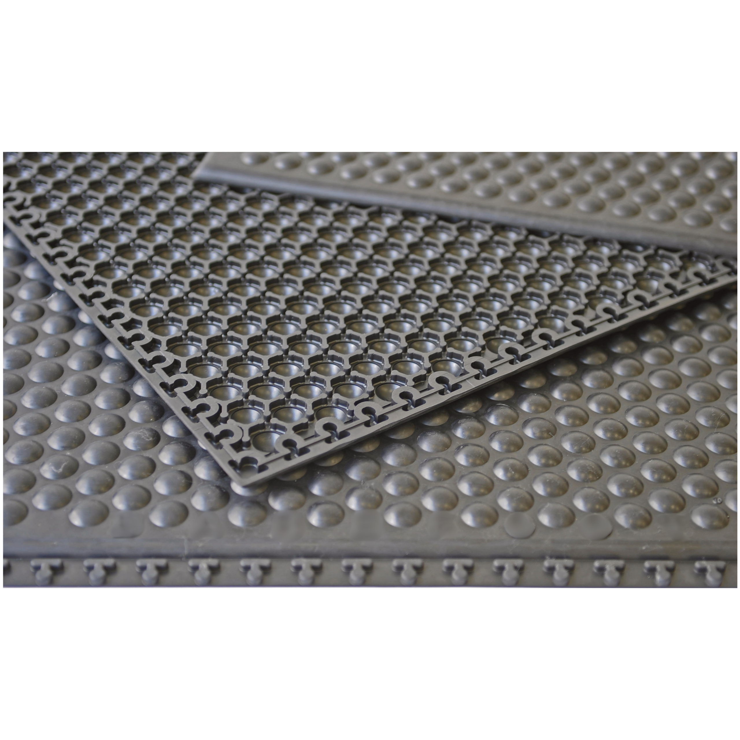 Bare Mats ergonomic anti-fatigue mat in a workshop setting